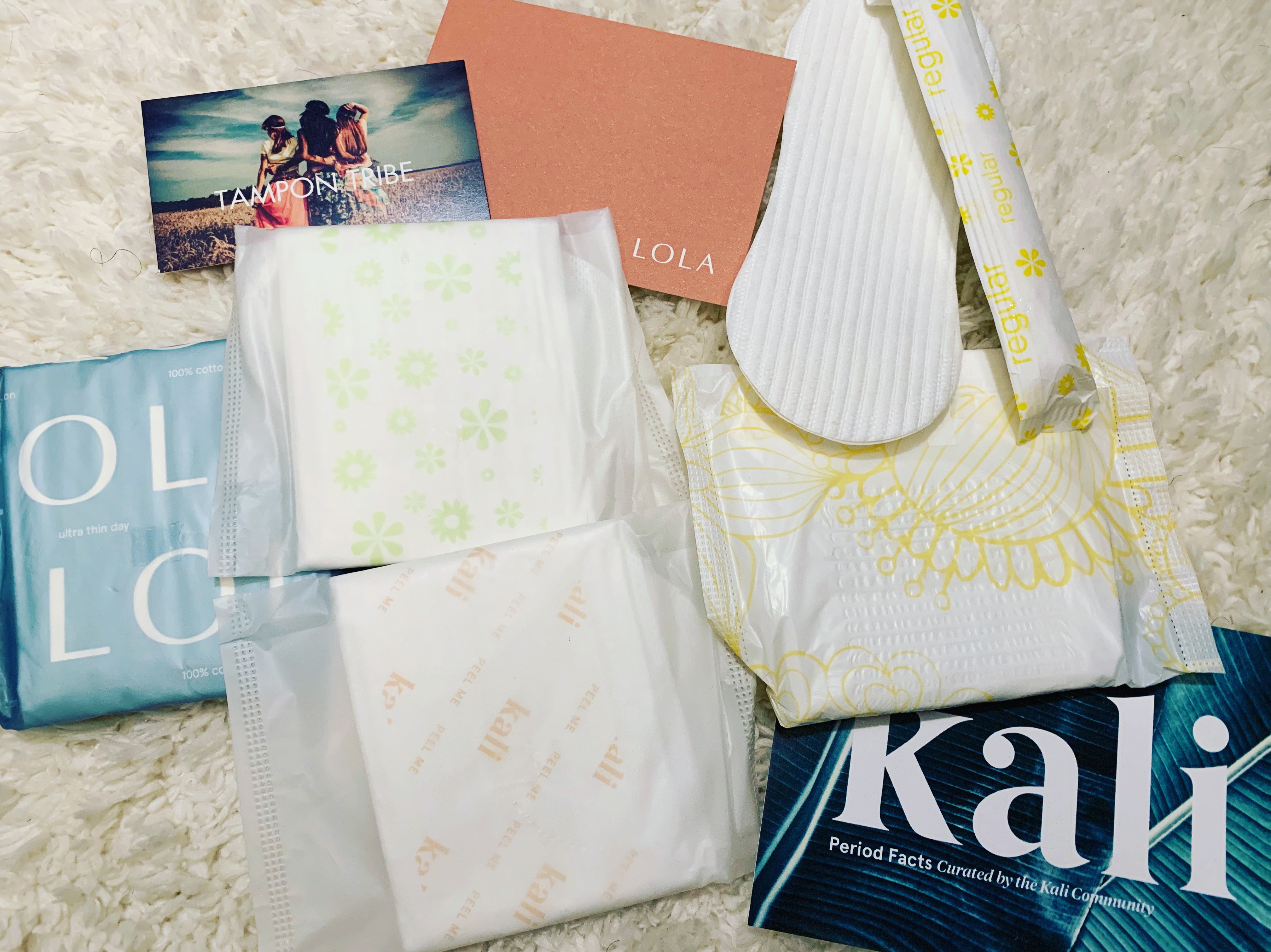 Different natural feminine hygiene pads